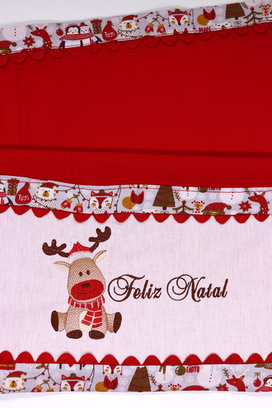 Pano de Prato Vermelho com Bordado de Natal