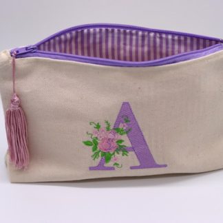 Necessaire Bordada - Inicial Nome