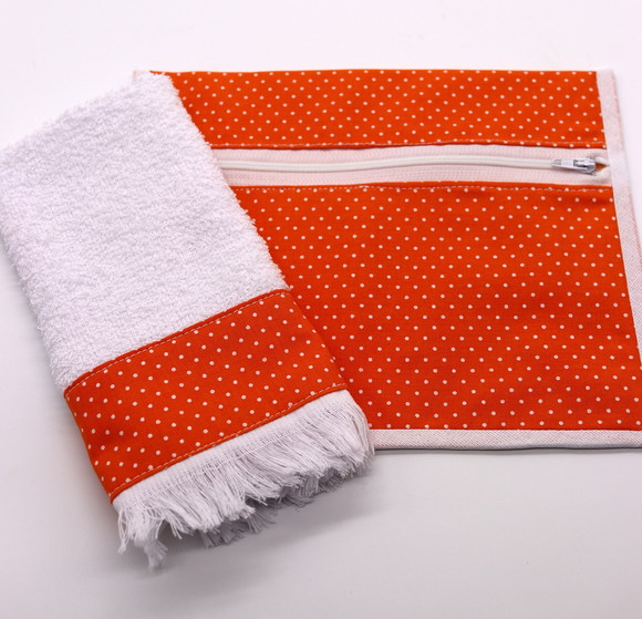 Kit Higiene Poá Laranja e Branco