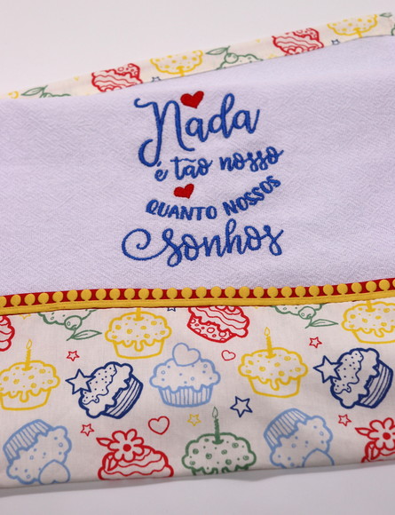 Kit de Cozinha Bordado - Nada É Tão Nosso