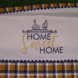 Pano de Prato Bege Bordado - Home Sweet Home Xadrez