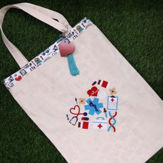 Sacola Ecobag Bordada + Necessaire - Medicina/enfermagem