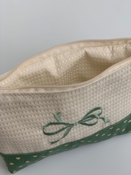 Necessaire Bordada - Laço Pequeno