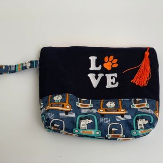 Necessaire Bordada - Love